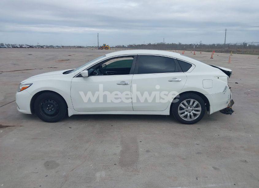 Photo 14 of 2017 Nissan Altima 2.5 S (VIN 1N4AL3AP1HC470613)