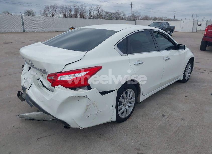 Photo 4 of 2017 Nissan Altima 2.5 S (VIN 1N4AL3AP1HC470613)
