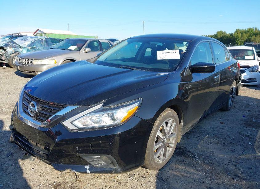 Photo 2 of 2017 Nissan Altima 2.5 SV (VIN 1N4AL3AP1HC474385)