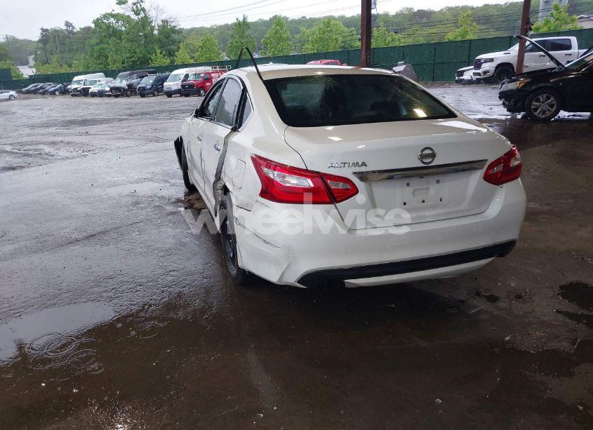 Photo 3 of 2017 Nissan Altima 2.5 S (VIN 1N4AL3AP1HC475178)