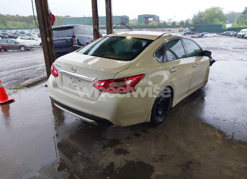 Photo 4 of 2017 Nissan Altima 2.5 S (VIN 1N4AL3AP1HC475178)