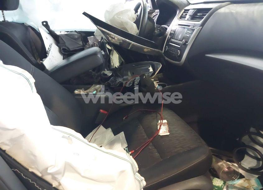 Photo 5 of 2017 Nissan Altima 2.5 S (VIN 1N4AL3AP1HC475178)