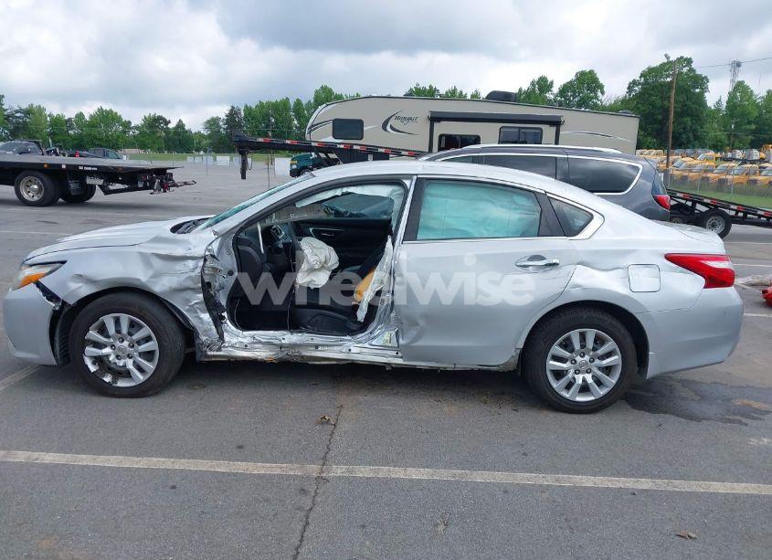 Photo 15 of 2017 Nissan Altima 2.5 S (VIN 1N4AL3AP1HC476475)