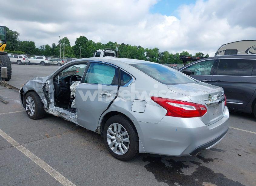 Photo 3 of 2017 Nissan Altima 2.5 S (VIN 1N4AL3AP1HC476475)