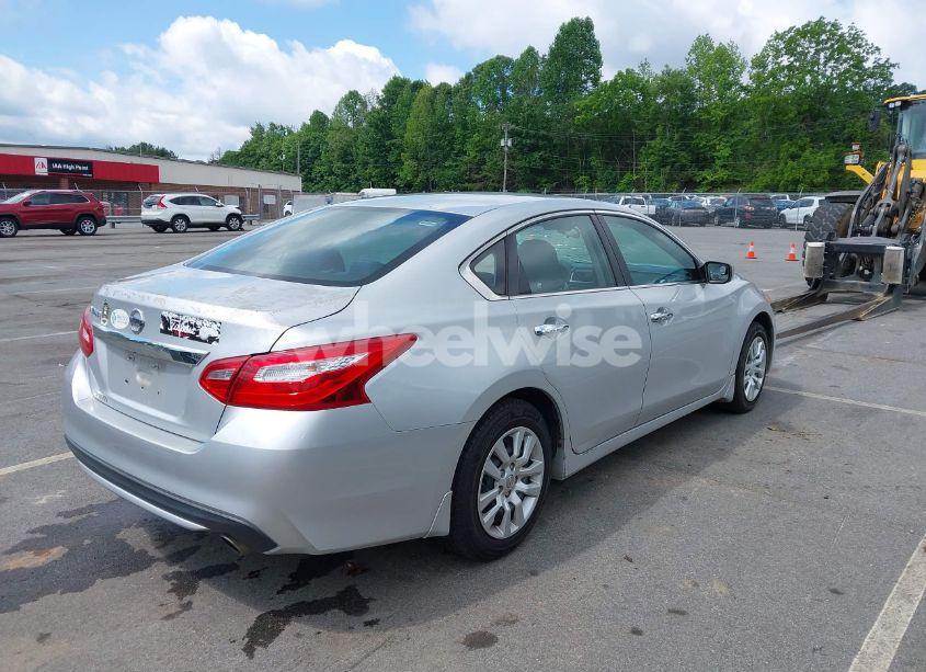 Photo 4 of 2017 Nissan Altima 2.5 S (VIN 1N4AL3AP1HC476475)