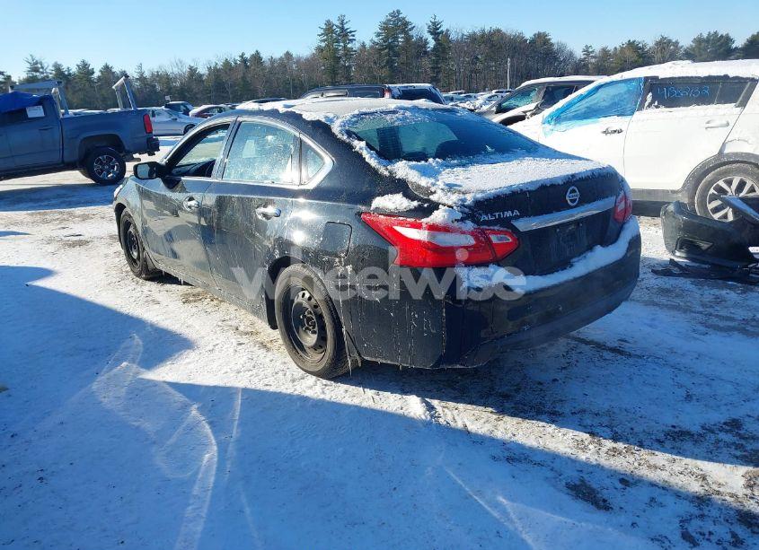 Photo 3 of 2017 Nissan Altima 2.5 S (VIN 1N4AL3AP1HC476816)
