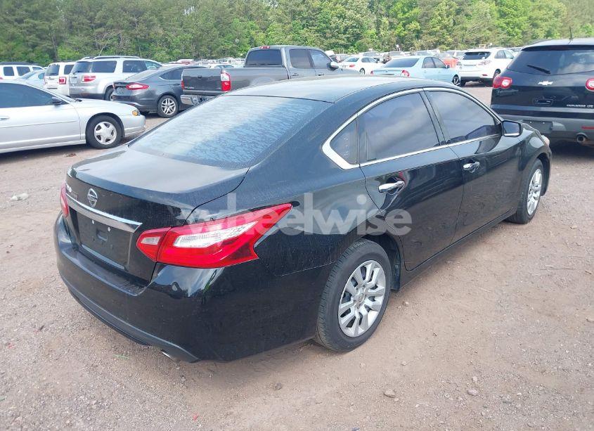 Photo 4 of 2017 Nissan Altima 2.5 S (VIN 1N4AL3AP1HC478405)