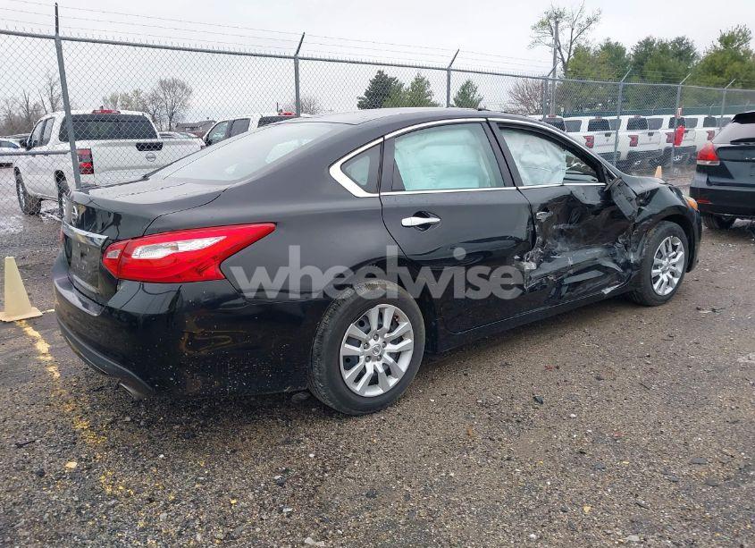 Photo 4 of 2017 Nissan Altima 2.5 S (VIN 1N4AL3AP1HC478615)