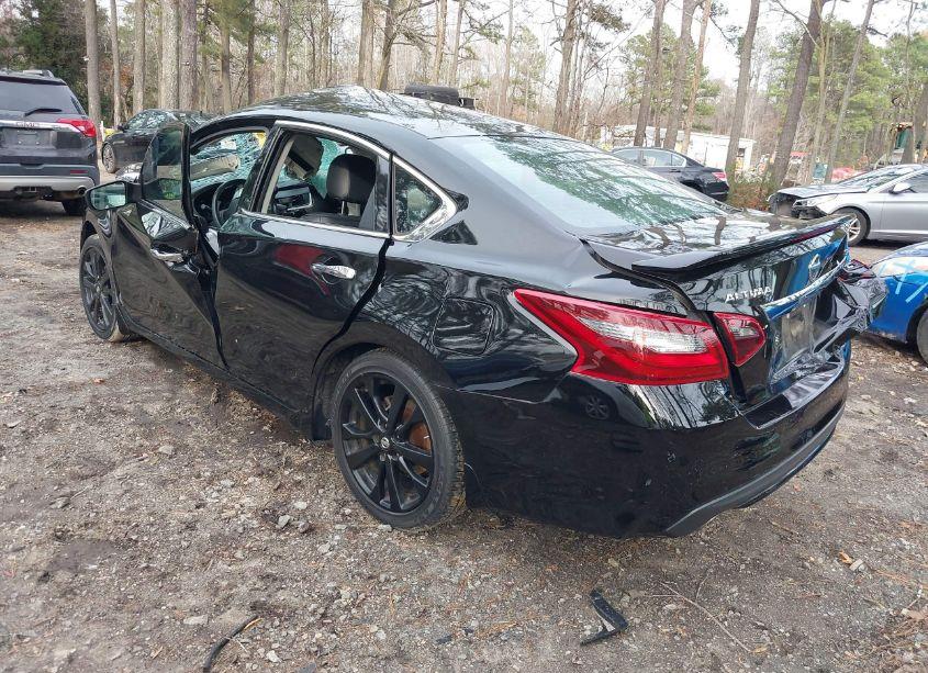 Photo 3 of 2017 Nissan Altima 2.5 SR (VIN 1N4AL3AP1HC498895)