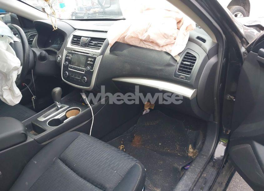 Photo 5 of 2017 Nissan Altima 2.5 S (VIN 1N4AL3AP1HN308145)