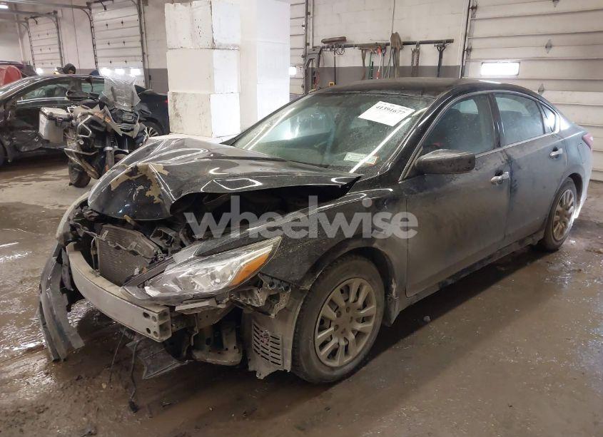 Photo 2 of 2017 Nissan Altima 2.5 S (VIN 1N4AL3AP1HN310204)