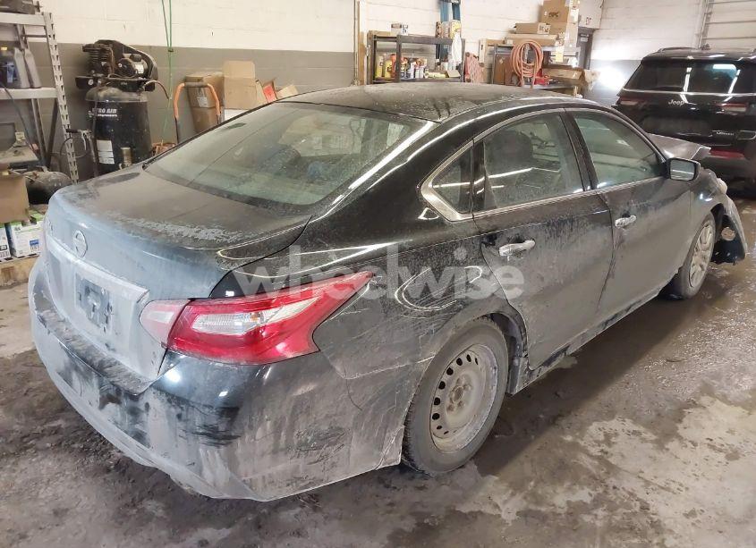 Photo 4 of 2017 Nissan Altima 2.5 S (VIN 1N4AL3AP1HN310204)