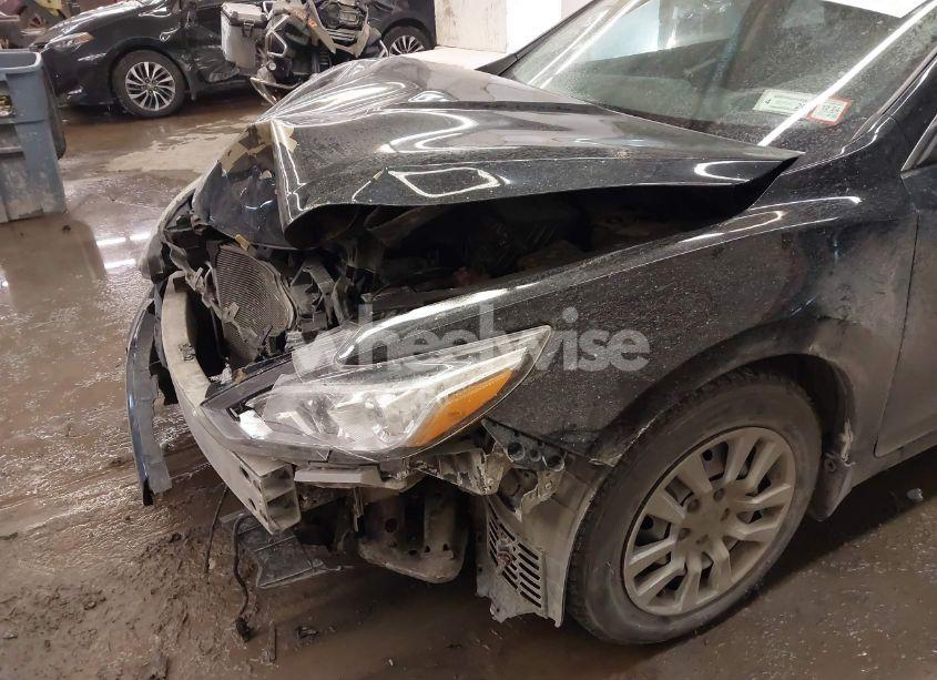 Photo 6 of 2017 Nissan Altima 2.5 S (VIN 1N4AL3AP1HN310204)