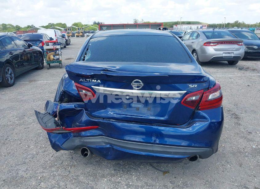 Photo 6 of 2017 Nissan Altima 2.5 SR (VIN 1N4AL3AP1HN312146)