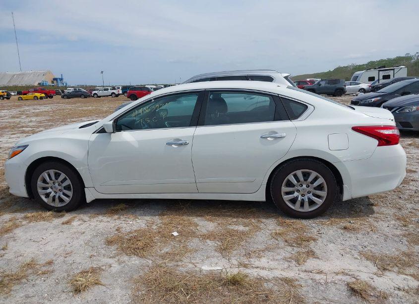 Photo 14 of 2017 Nissan Altima 2.5 S (VIN 1N4AL3AP1HN333000)