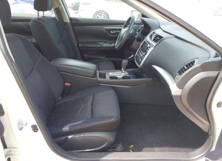 Photo 5 of 2017 Nissan Altima 2.5 S (VIN 1N4AL3AP1HN333000)
