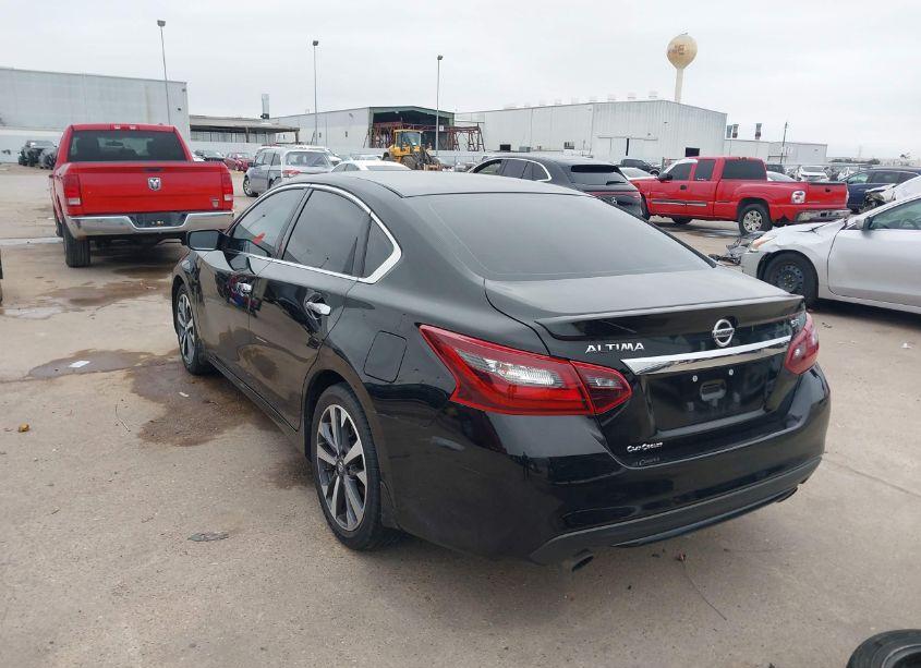 Photo 3 of 2017 Nissan Altima 2.5 SR (VIN 1N4AL3AP1HN341551)