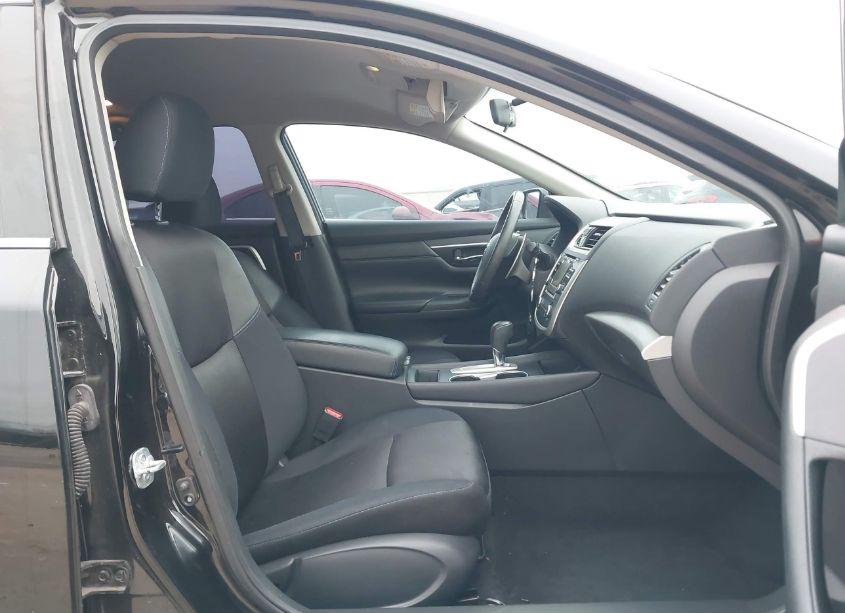 Photo 5 of 2017 Nissan Altima 2.5 SR (VIN 1N4AL3AP1HN341551)