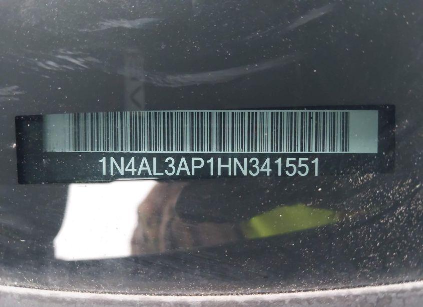 Photo 9 of 2017 Nissan Altima 2.5 SR (VIN 1N4AL3AP1HN341551)