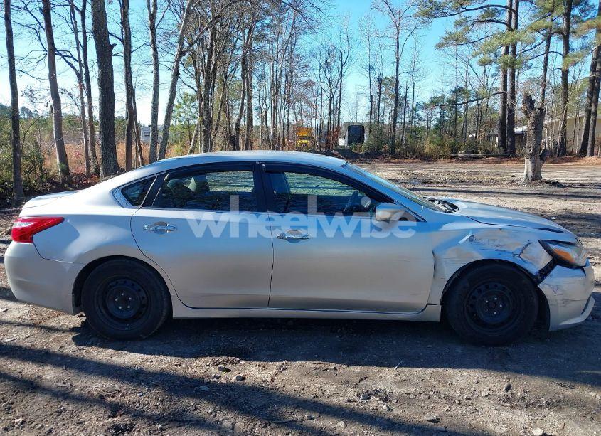 Photo 17 of 2017 Nissan Altima 2.5 S (VIN 1N4AL3AP1HN347964)