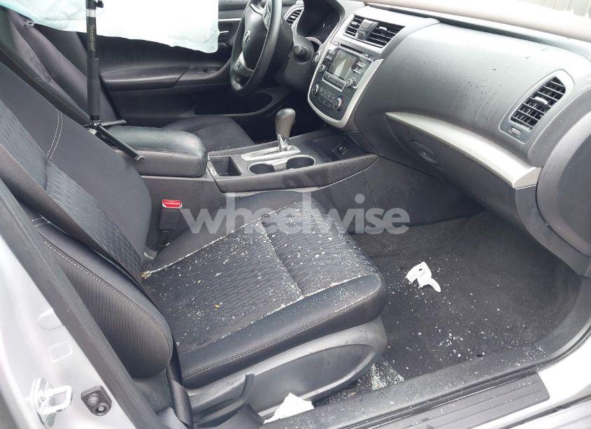 Photo 5 of 2017 Nissan Altima 2.5 S (VIN 1N4AL3AP1HN348595)