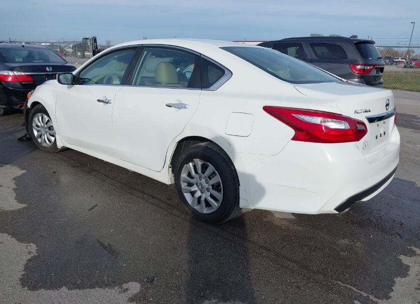 Photo 3 of 2017 Nissan Altima 2.5 S (VIN 1N4AL3AP1HN349066)