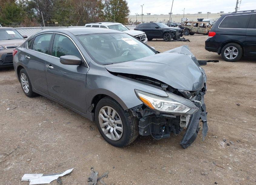 2017 Nissan Altima 2.5 S (VIN 1N4AL3AP1HN349262) main photo