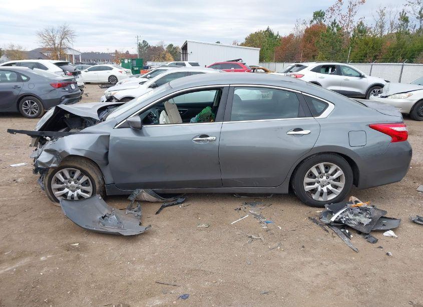 Photo 14 of 2017 Nissan Altima 2.5 S (VIN 1N4AL3AP1HN349262)