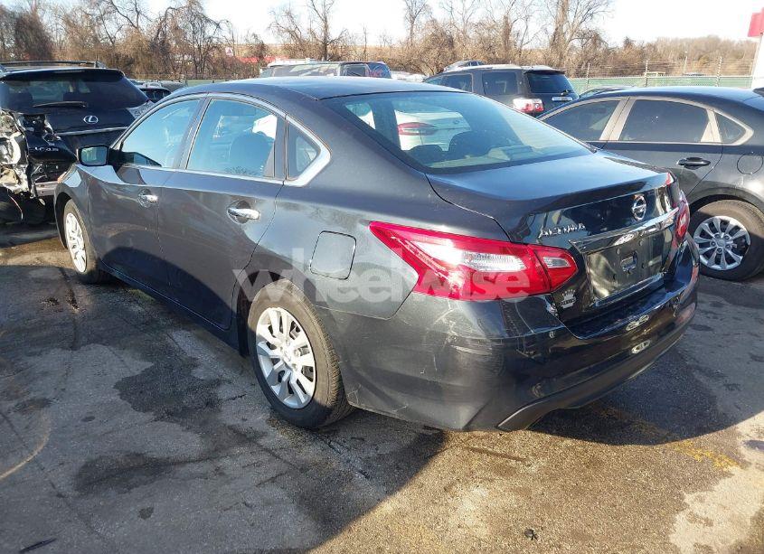 Photo 3 of 2017 Nissan Altima 2.5 S (VIN 1N4AL3AP1HN362853)