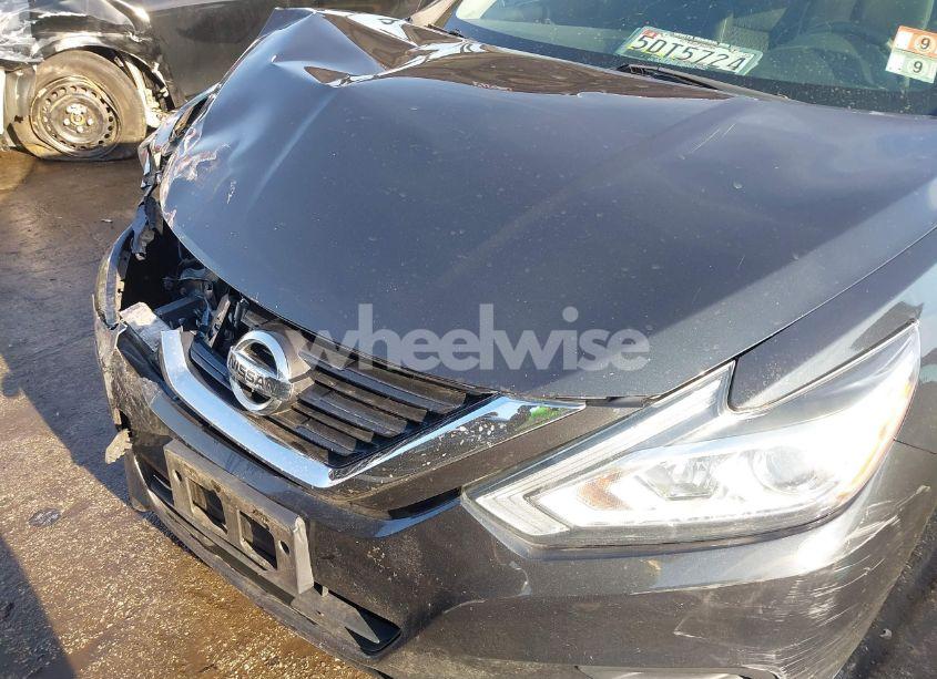 Photo 6 of 2017 Nissan Altima 2.5 S (VIN 1N4AL3AP1HN362853)