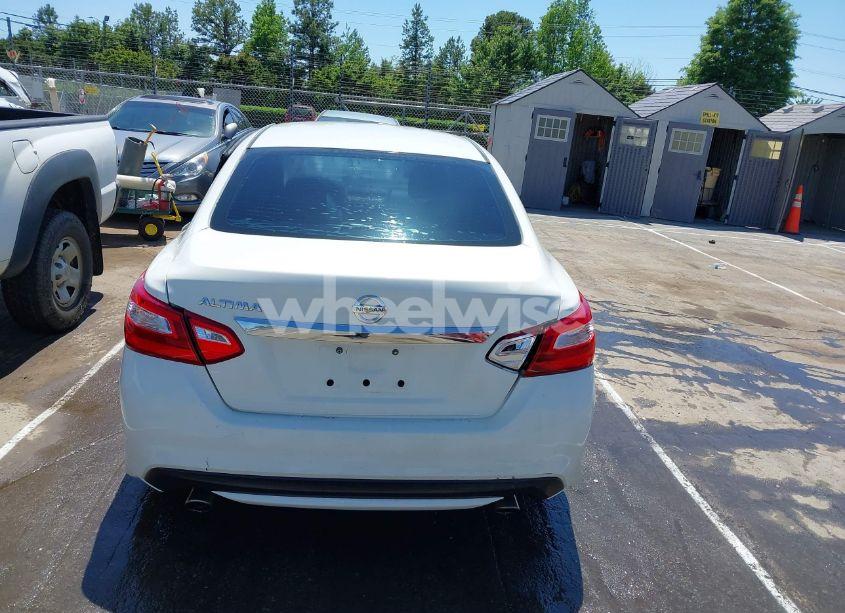 Photo 16 of 2017 Nissan Altima 2.5 S (VIN 1N4AL3AP1HN364103)