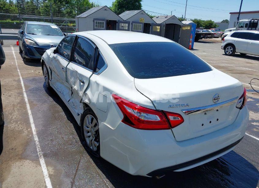 Photo 3 of 2017 Nissan Altima 2.5 S (VIN 1N4AL3AP1HN364103)