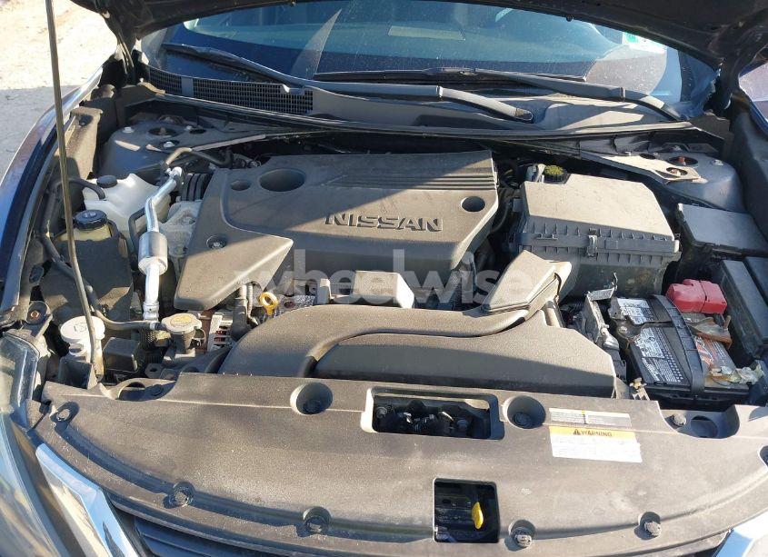 Photo 10 of 2018 Nissan Altima 2.5 SR (VIN 1N4AL3AP1JC103202)
