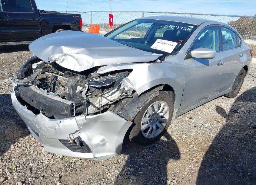 Photo 2 of 2018 Nissan Altima 2.5 S (VIN 1N4AL3AP1JC108125)