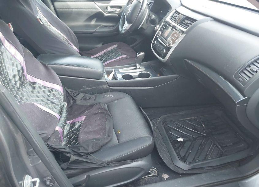 Photo 5 of 2018 Nissan Altima 2.5 SR (VIN 1N4AL3AP1JC112563)