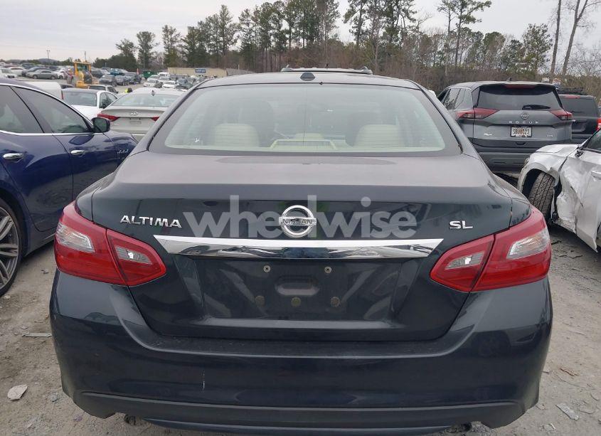 Photo 15 of 2018 Nissan Altima 2.5 SL (VIN 1N4AL3AP1JC117522)
