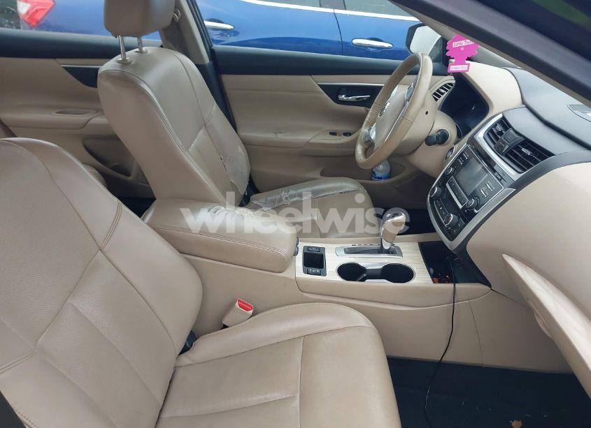 Photo 5 of 2018 Nissan Altima 2.5 SL (VIN 1N4AL3AP1JC117522)