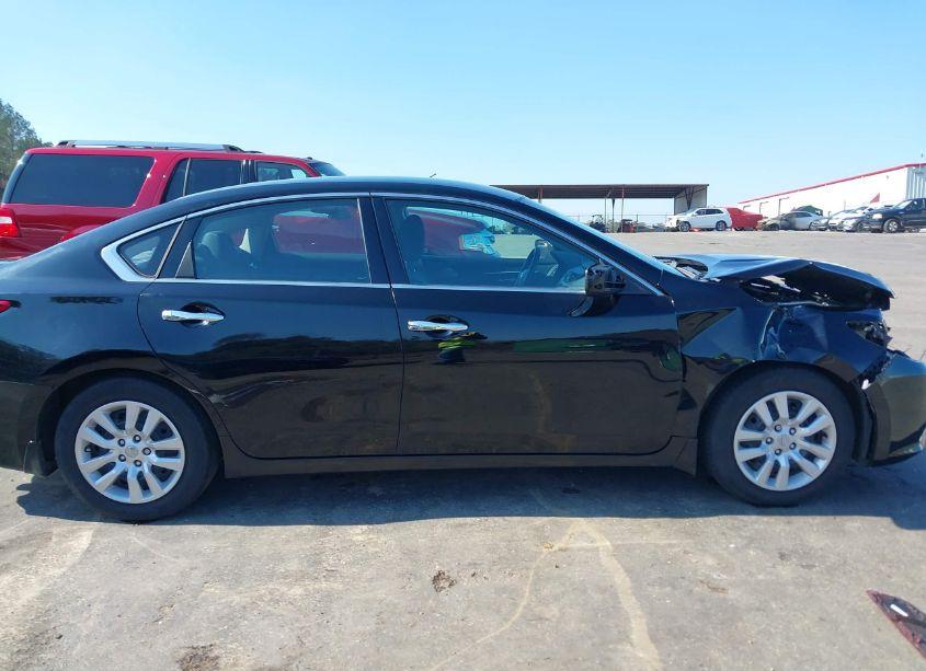 Photo 14 of 2018 Nissan Altima 2.5 S (VIN 1N4AL3AP1JC129587)