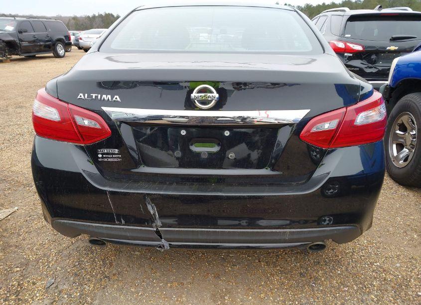 Photo 17 of 2018 Nissan Altima 2.5 S (VIN 1N4AL3AP1JC129587)