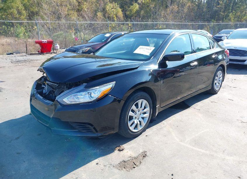 Photo 2 of 2018 Nissan Altima 2.5 S (VIN 1N4AL3AP1JC129587)