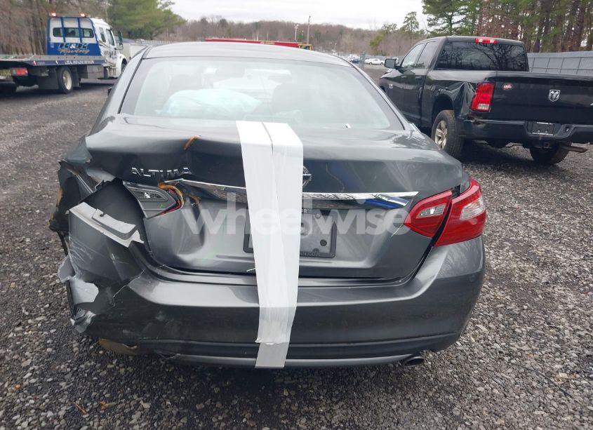 Photo 16 of 2018 Nissan Altima 2.5 S (VIN 1N4AL3AP1JC130092)