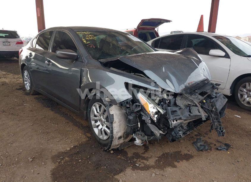 2018 Nissan Altima 2.5 S (VIN 1N4AL3AP1JC132991) main photo