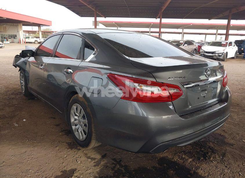 Photo 3 of 2018 Nissan Altima 2.5 S (VIN 1N4AL3AP1JC132991)