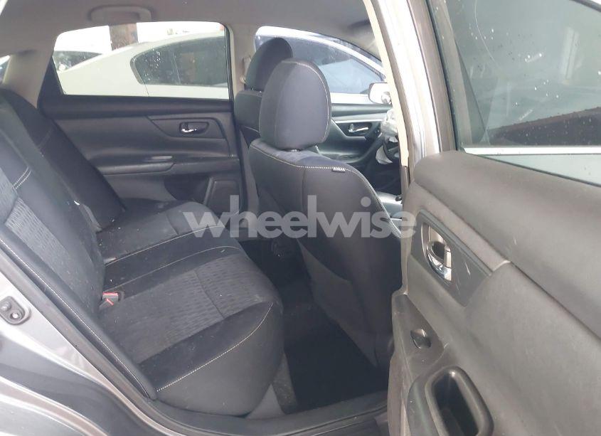 Photo 8 of 2018 Nissan Altima 2.5 S (VIN 1N4AL3AP1JC132991)