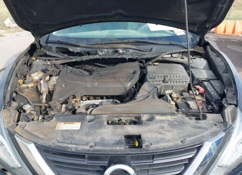 Photo 10 of 2018 Nissan Altima 2.5 SL (VIN 1N4AL3AP1JC139522)