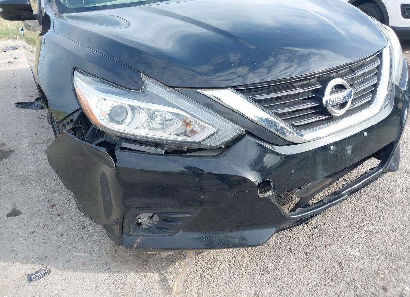 Photo 6 of 2018 Nissan Altima 2.5 SL (VIN 1N4AL3AP1JC139522)