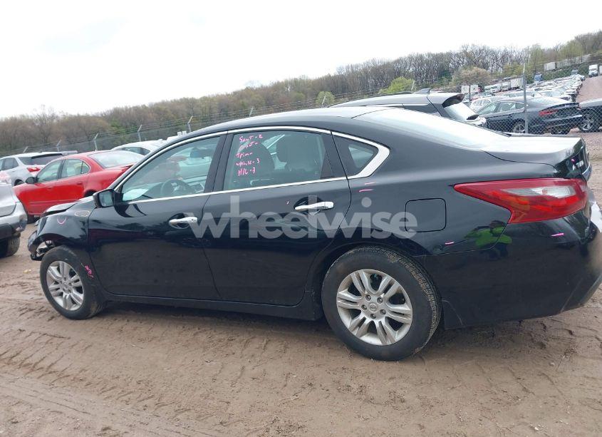 Photo 15 of 2018 Nissan Altima 2.5 S (VIN 1N4AL3AP1JC139617)