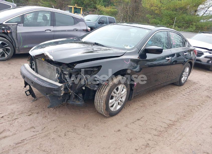 Photo 2 of 2018 Nissan Altima 2.5 S (VIN 1N4AL3AP1JC139617)