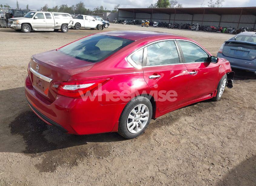 Photo 4 of 2018 Nissan Altima 2.5 S (VIN 1N4AL3AP1JC147264)