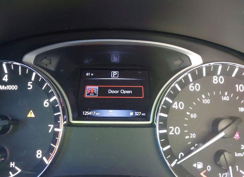 Photo 15 of 2018 Nissan Altima 2.5 SR (VIN 1N4AL3AP1JC156952)